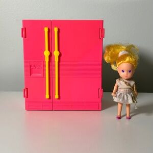 Vintage 80s Wish World Kids Treats N' Sweets Refrigerator + Shelby Doll (22M)
